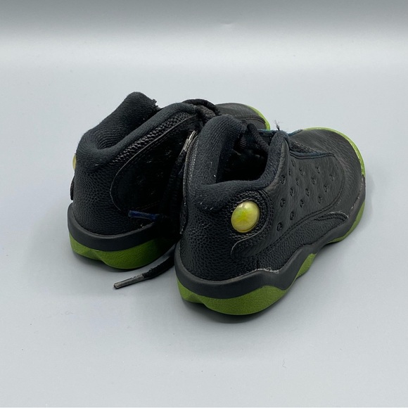 Jordan Retro 13 Kids Black and Green - Picture 2 of 4